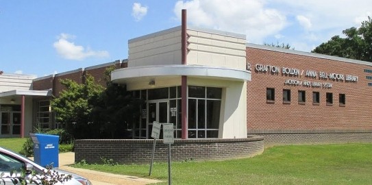 Bolden Moore Library Exterior